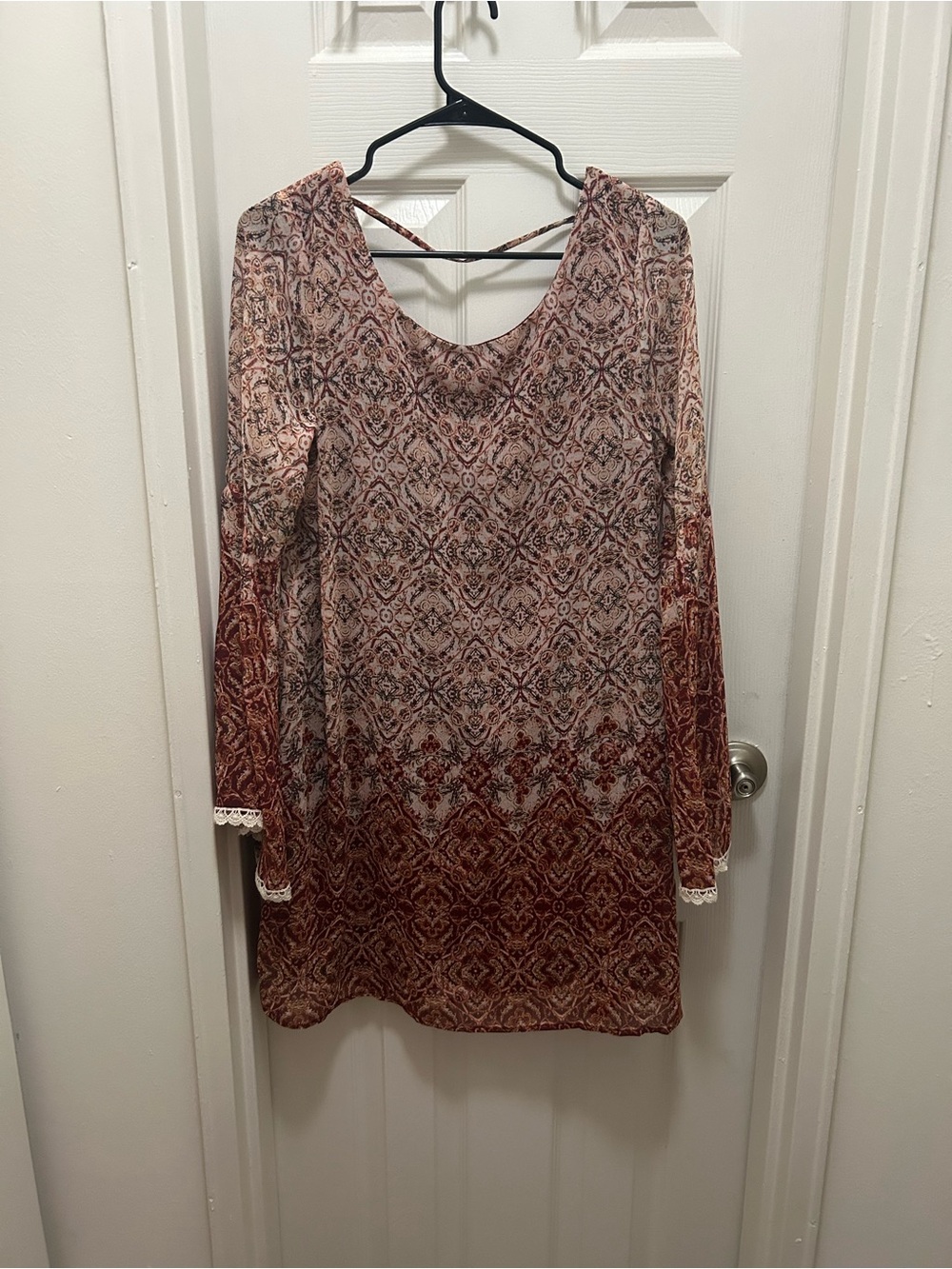 Xhilaration Rust Paisley Long Sleeve Shift Dress
